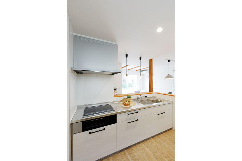 塩尻市広丘野村
サンルーム付の人気プラン!
おしゃれアイコンの家ギャラリー