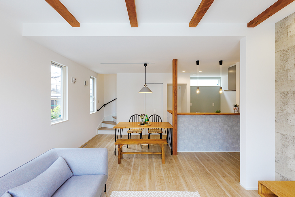 塩尻市広丘野村
サンルーム付の人気プラン!
おしゃれアイコンの家ギャラリー