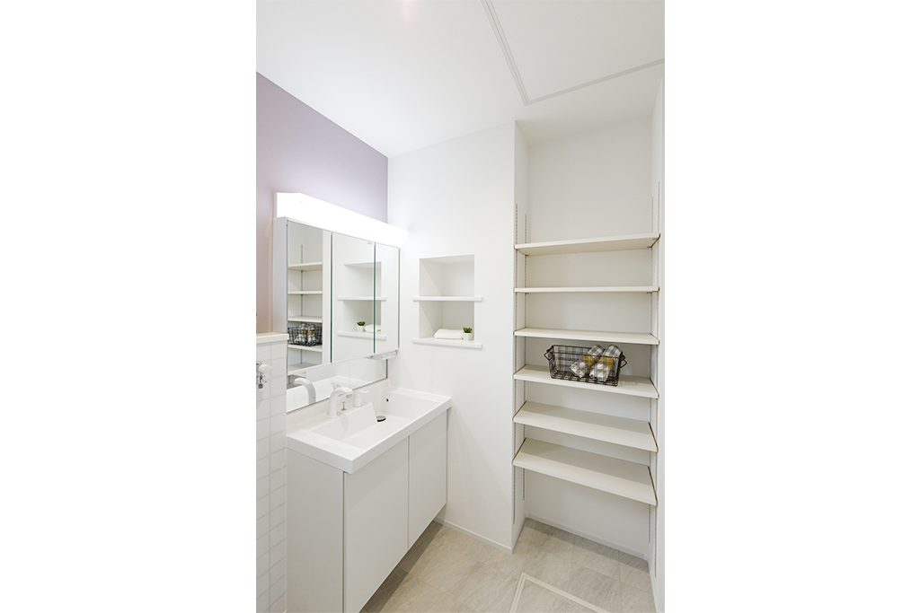 塩尻市広丘野村
サンルーム付の人気プラン!
おしゃれアイコンの家ギャラリー