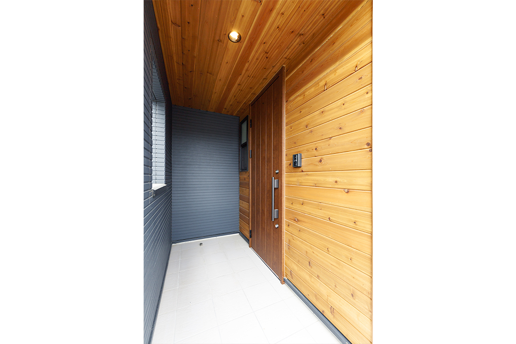 松本市惣社
あなたのおしゃれ心を刺激する
陽光降り注ぐ山雅の家ギャラリー