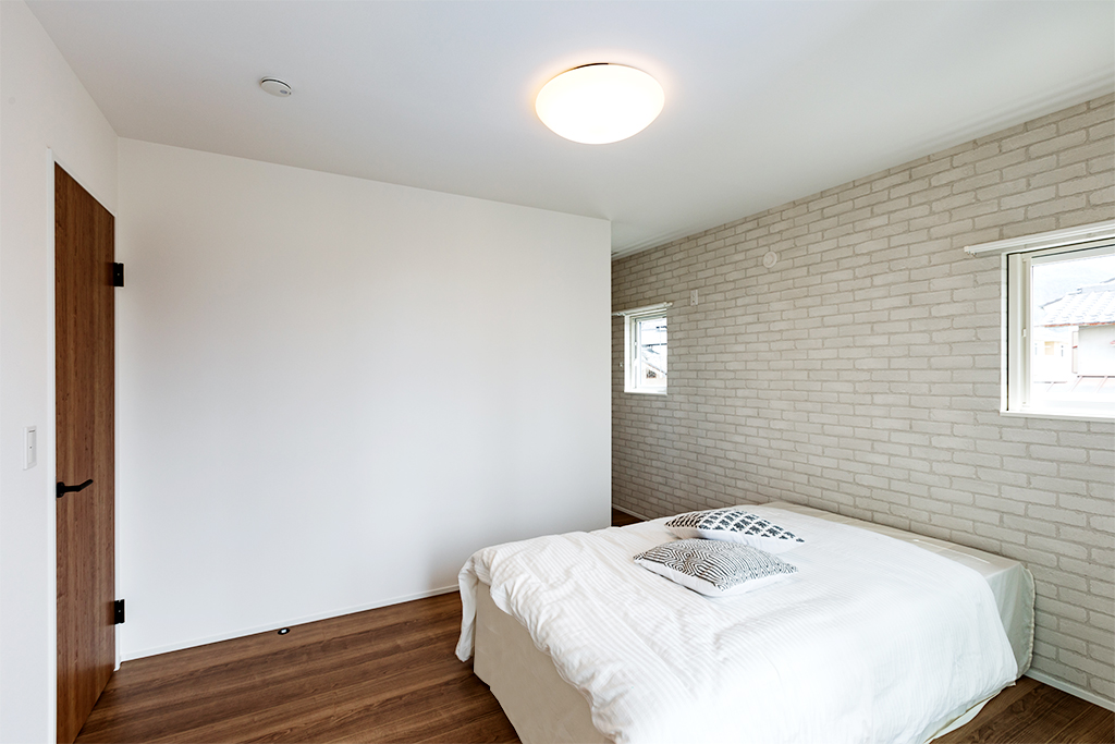 松本市里山辺
大人かわいい
ネイビー×ホワイトの家ギャラリー