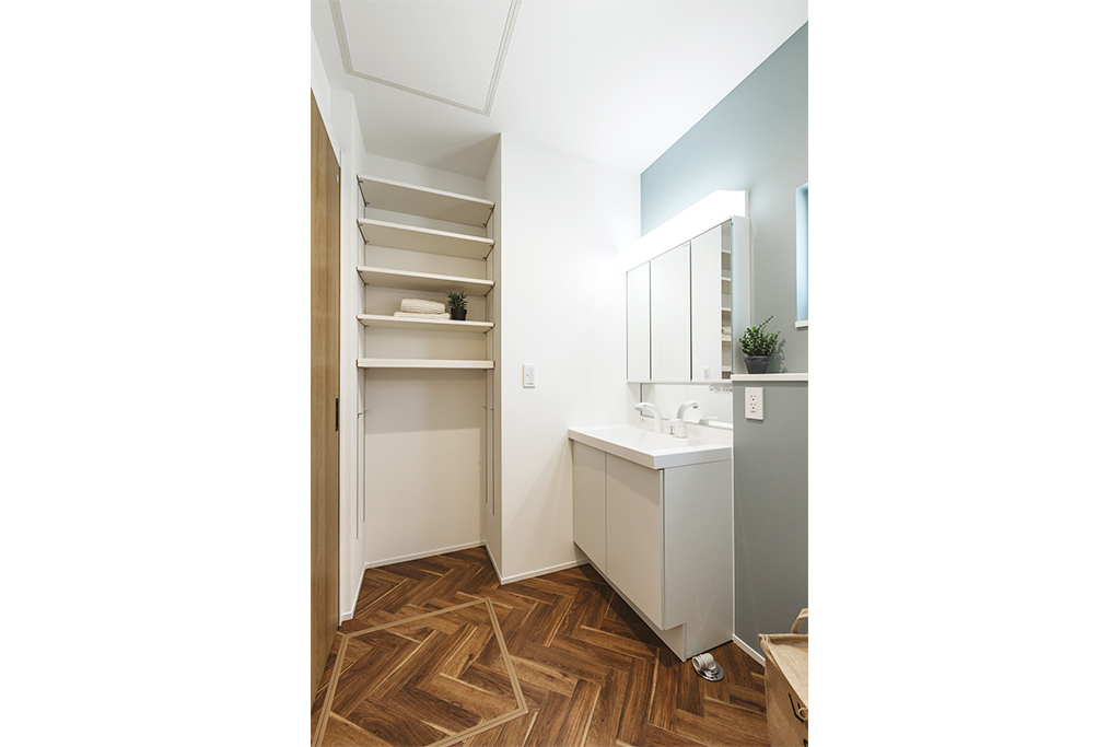 塩尻市 大門西棟
家族みんなが心地よい
シックでナチュラルな家ギャラリー