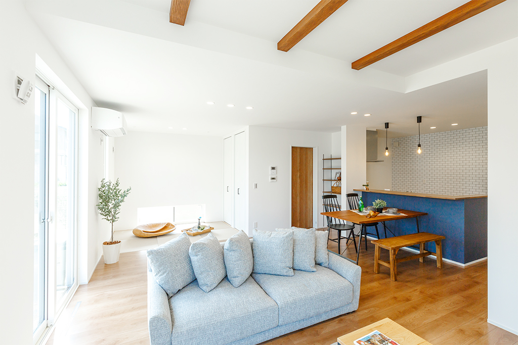 塩尻市 大門西棟
家族みんなが心地よい
シックでナチュラルな家ギャラリー