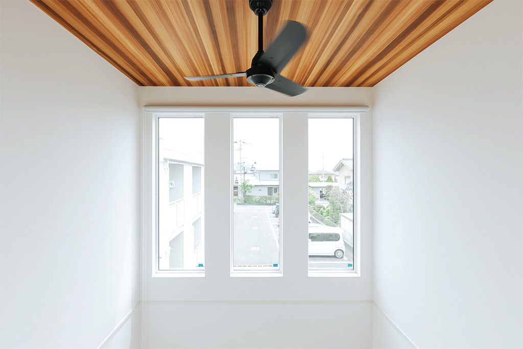 松本市 笹賀
大人のセンスで彩る
落ち着きある家ギャラリー