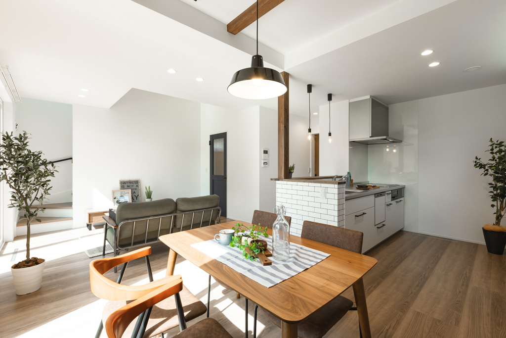 松本市宮渕本村
子育てしやすい周辺環境
パパ・ママに優しい家ギャラリー