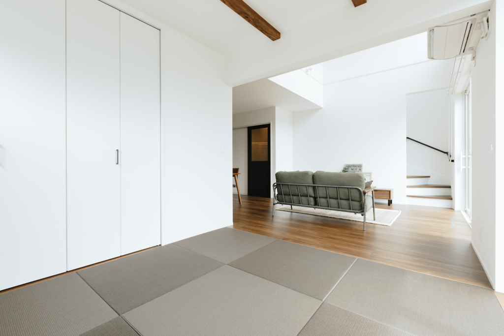 穂高柏原 東棟
家族みんなが主役
暮らしを楽しむ笑顔の集まる家ギャラリー