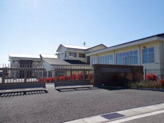 佐久市立岩村田小学校